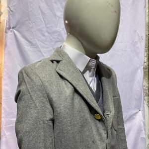 "Grey school blazer with full sleeves, tailored fit, suitable for boys and girls, ideal for school or college uniform."